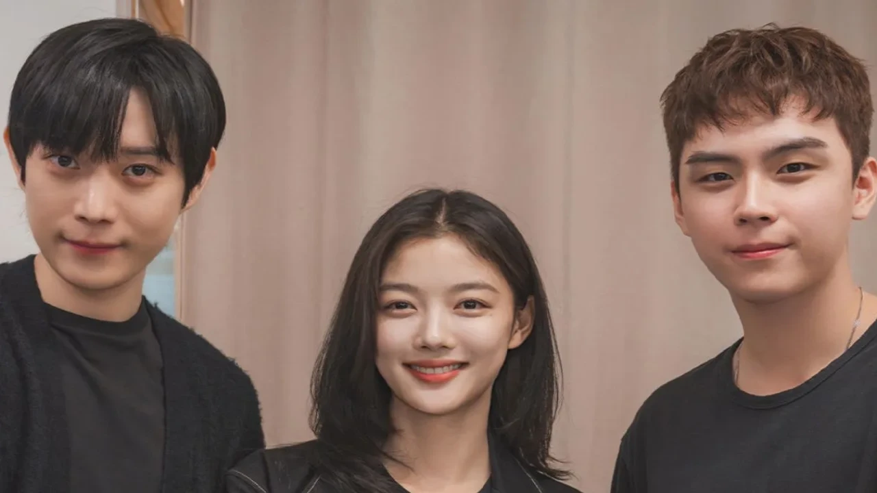 Dear X stars Kim Yoo Jung and Kim Do Hoon laugh off dating rumors’director offers more photos as ‘proof’