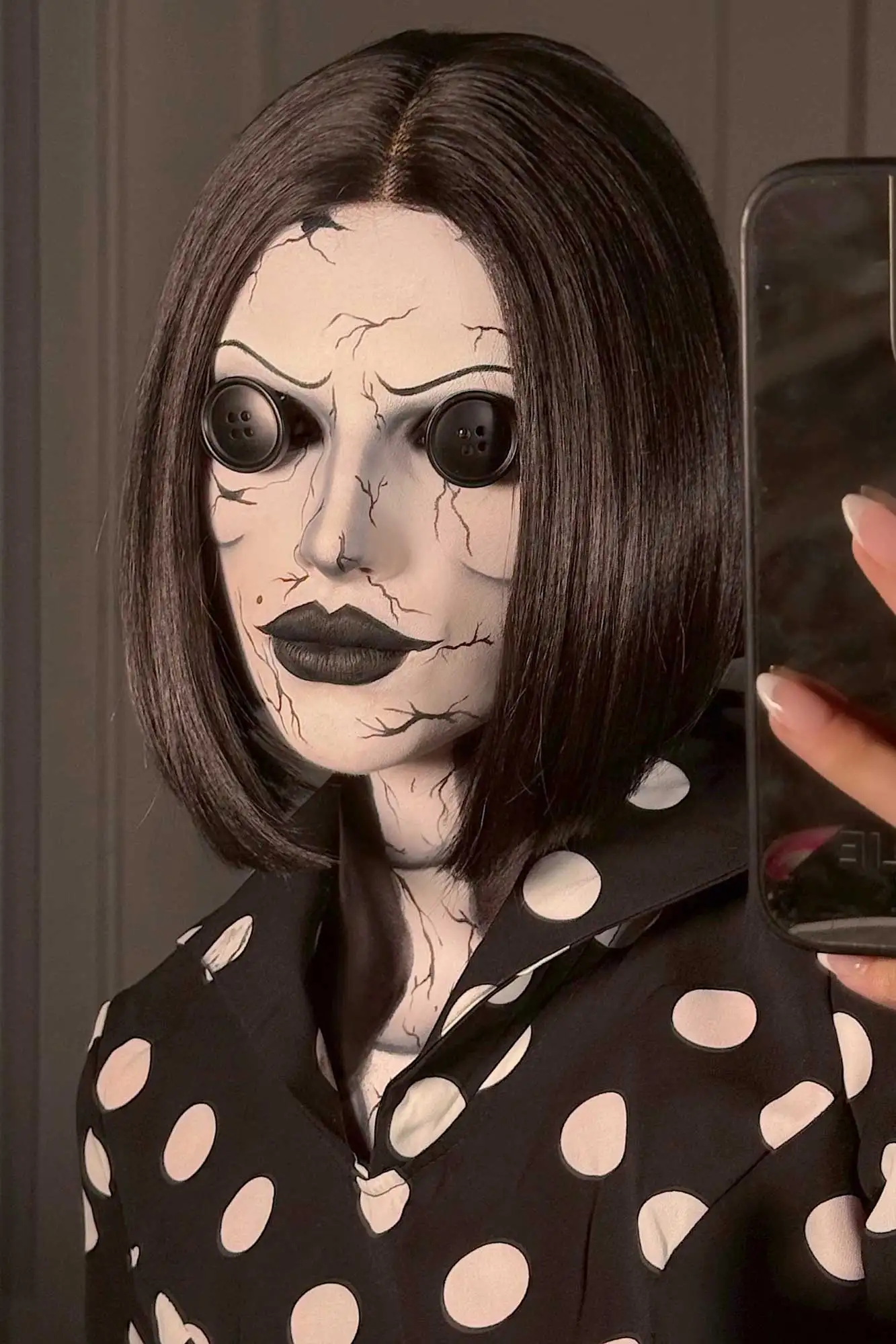 Influencer Starts ’Grueling’ Halloween Makeup Series in the Summer’Says Each Look Takes Up to 4 Hours (Exclusive)